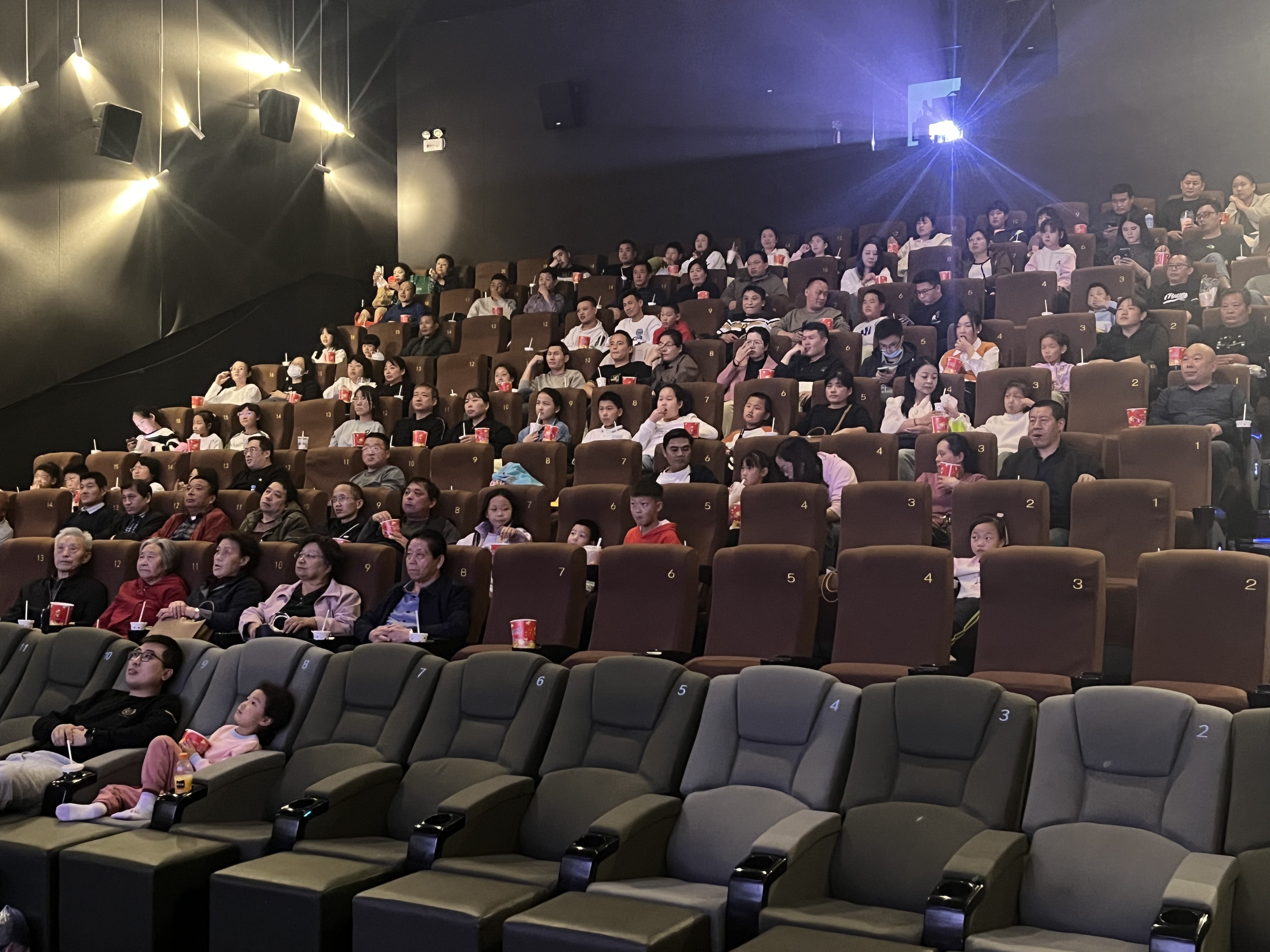 a8c479cbe1a66318677d608b0b6c029.jpg a8c479cbe1a66318677d608b0b6c029.jpg